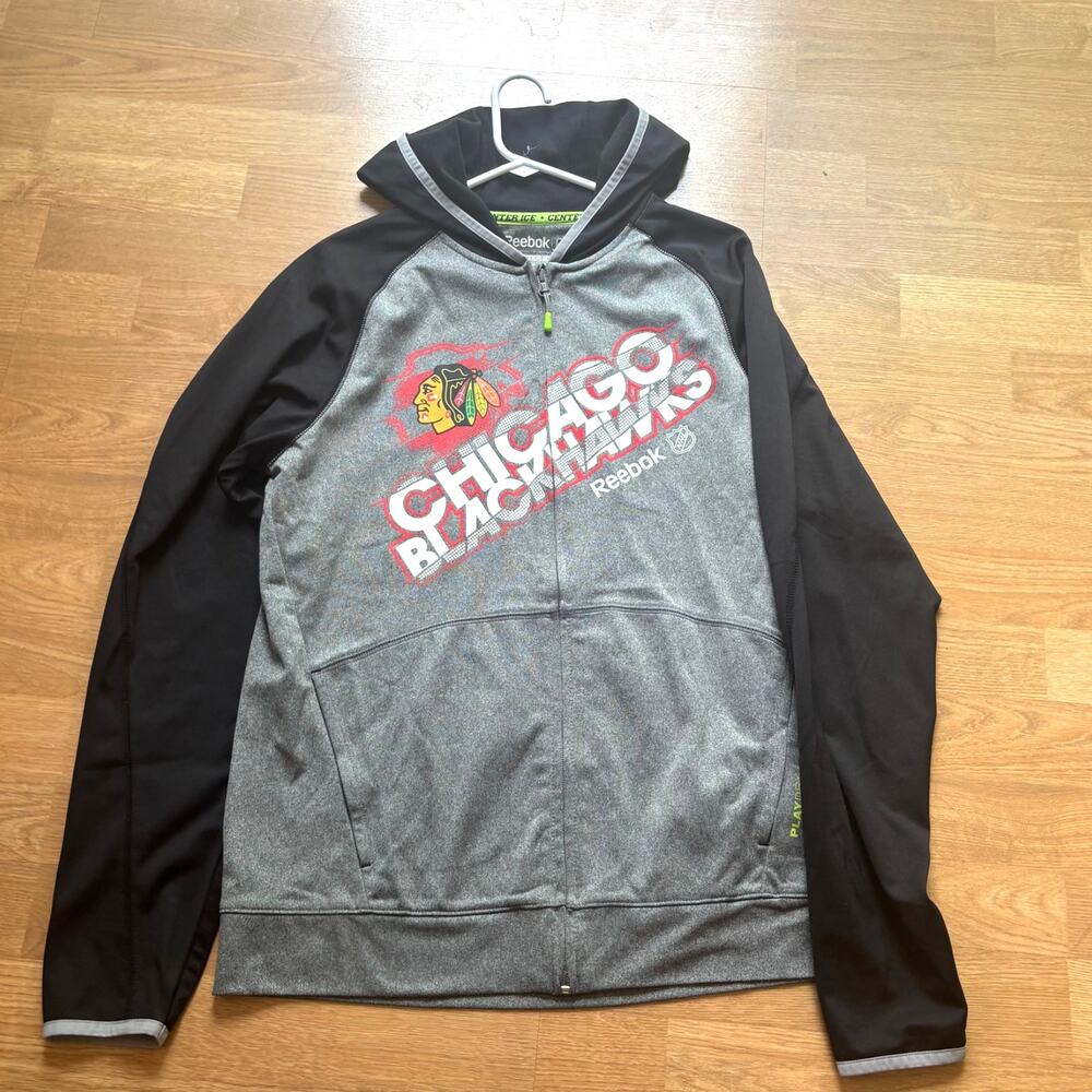 Chicago Blackhawks full zip sweatshirt size small